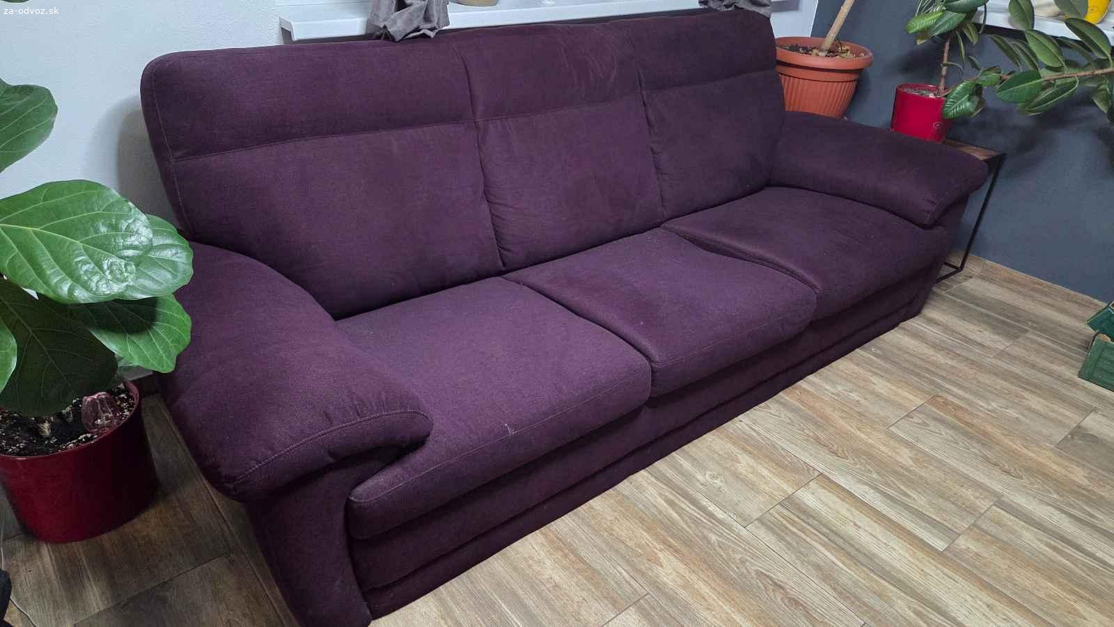 Darujem za odvoz 3sed+kreslo