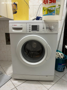 Darujem za odvoz chladničku a práčku Bosch