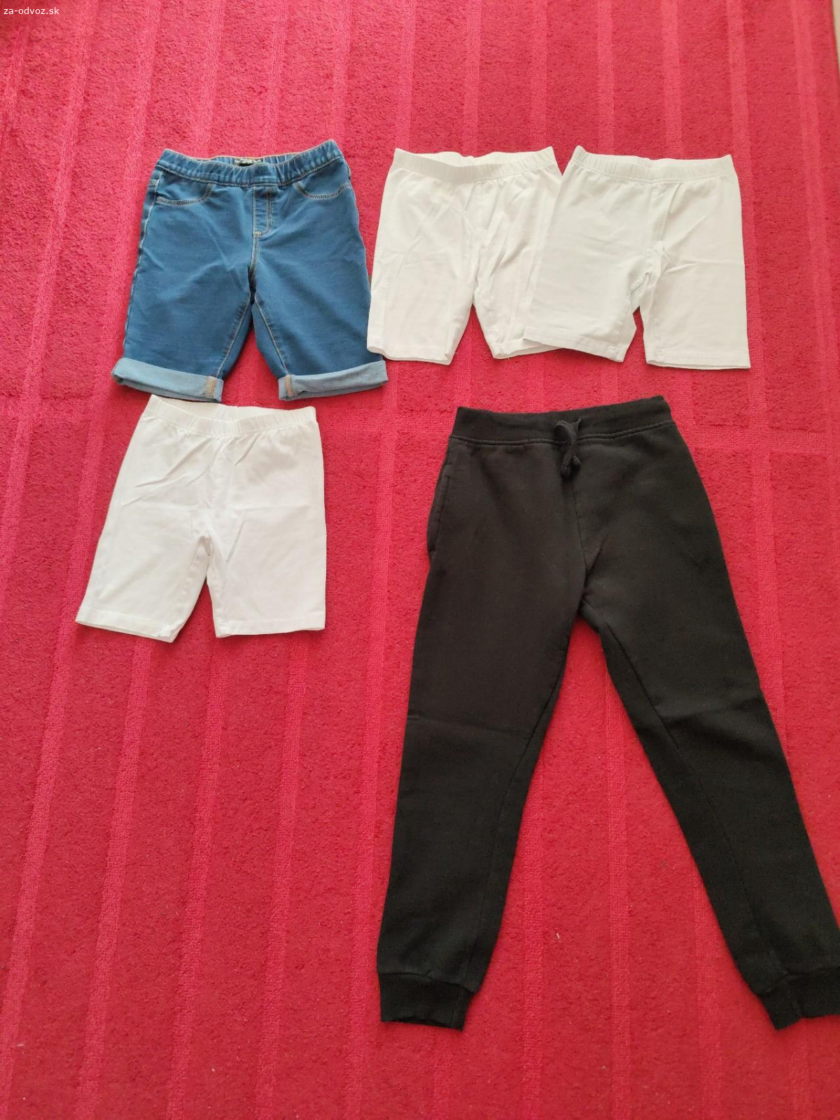 Darujem za odvoz det. oblečenie