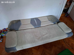 Darujem za odvoz pohovku.