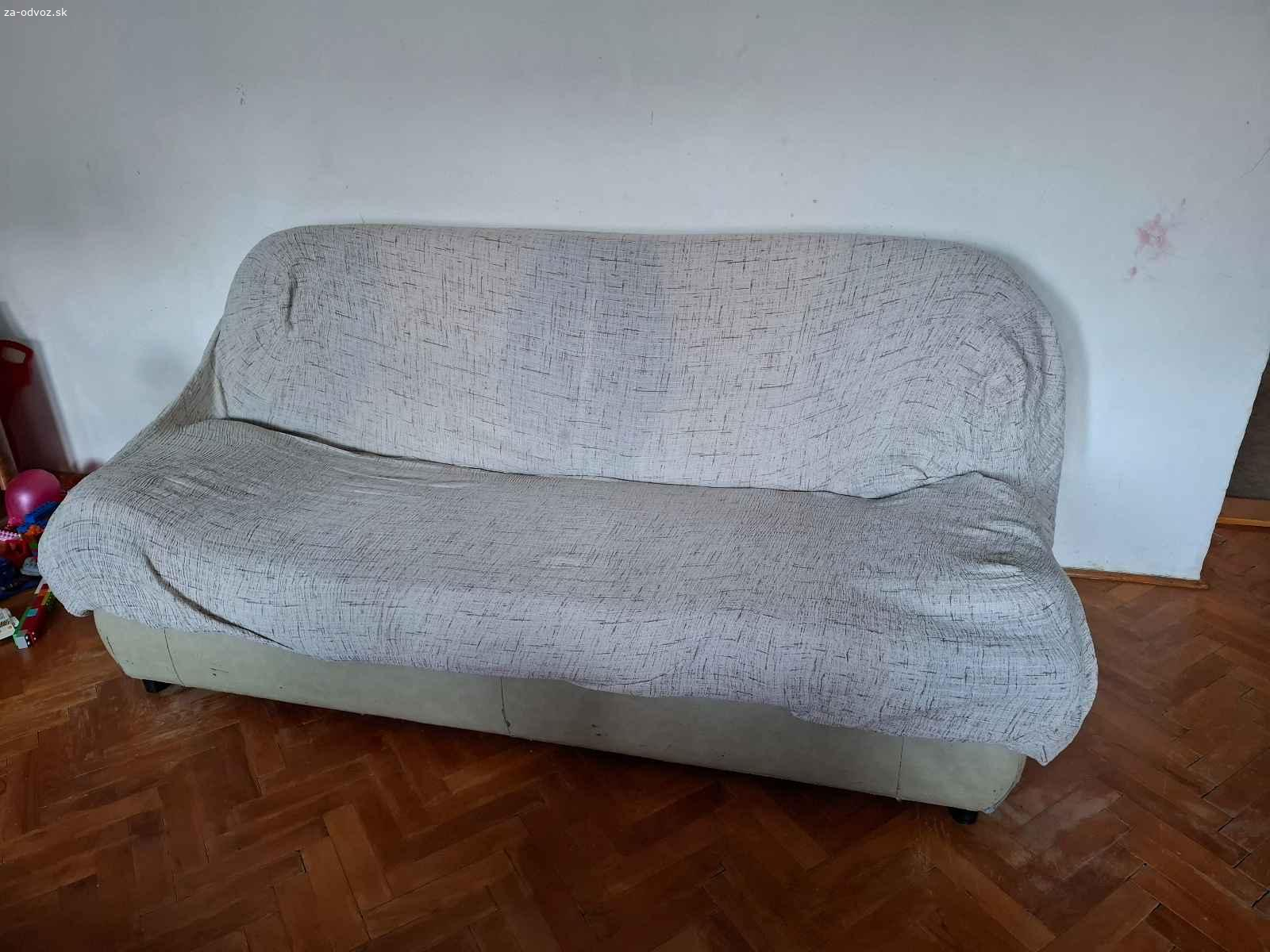 Darujem za odvoz pohovku.