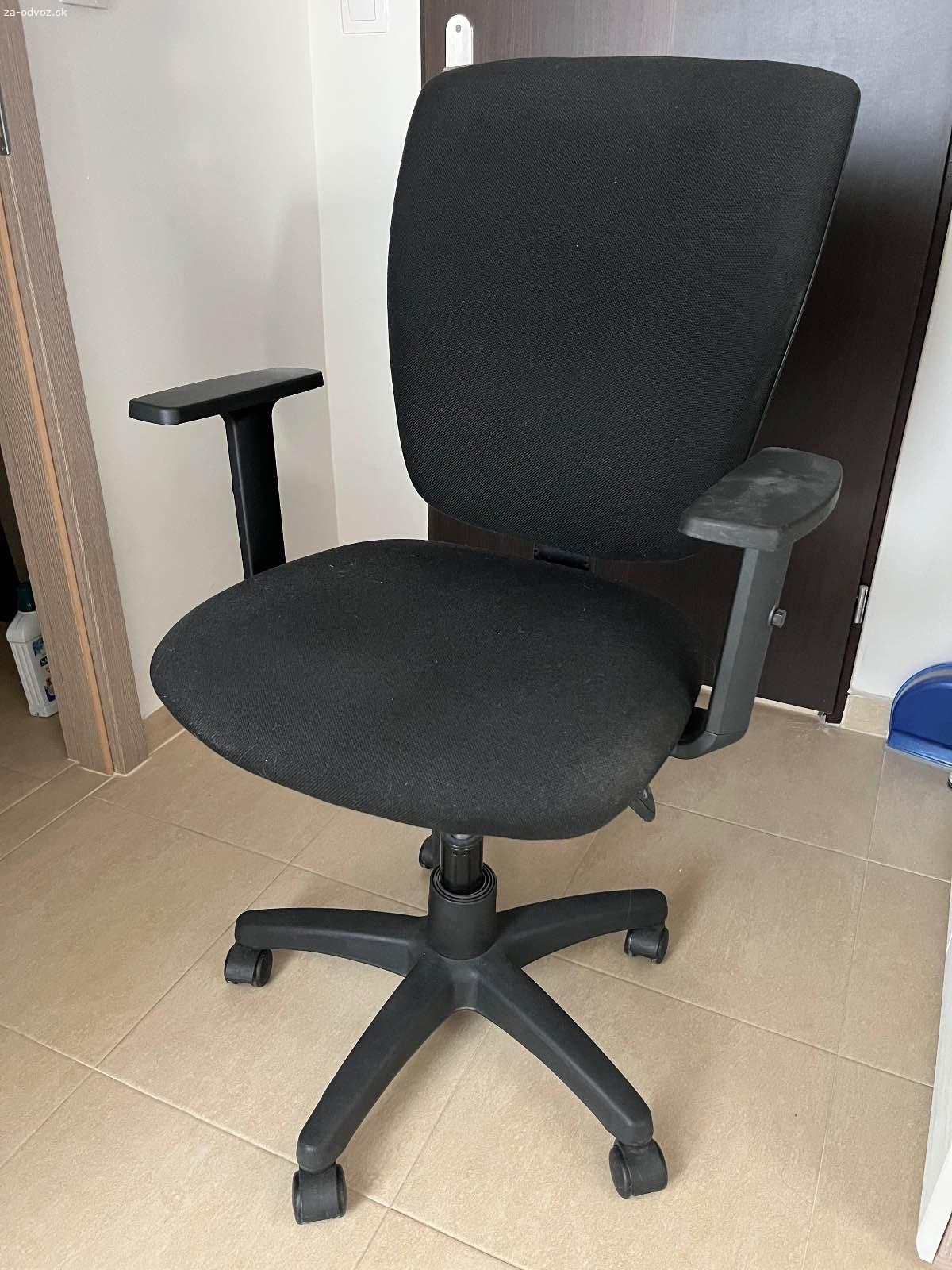 Darujem za odvoz kancelársku stoličku