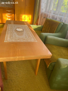 Darujem za odvoz konferenčny retro stolik