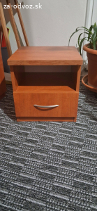Darujem za odvoz Nočný Stolík
