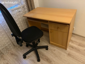 Darujem za odvoz písacie stoly do (detskej) izby