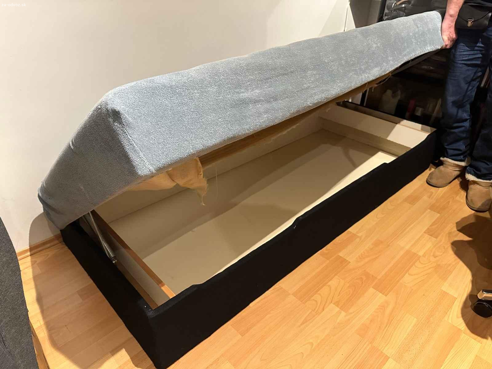 Darujem za odvoz váľandu