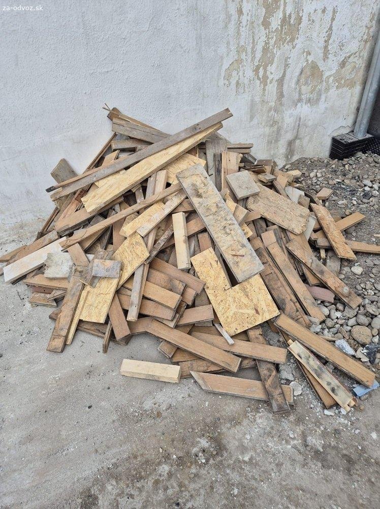 Darujem za odzov drevo. Dobry den, 
darujem za odvoz drevo na kurenie., drevene parkety (nemaju asfalt zo spodu), nejake dalsie dosky.