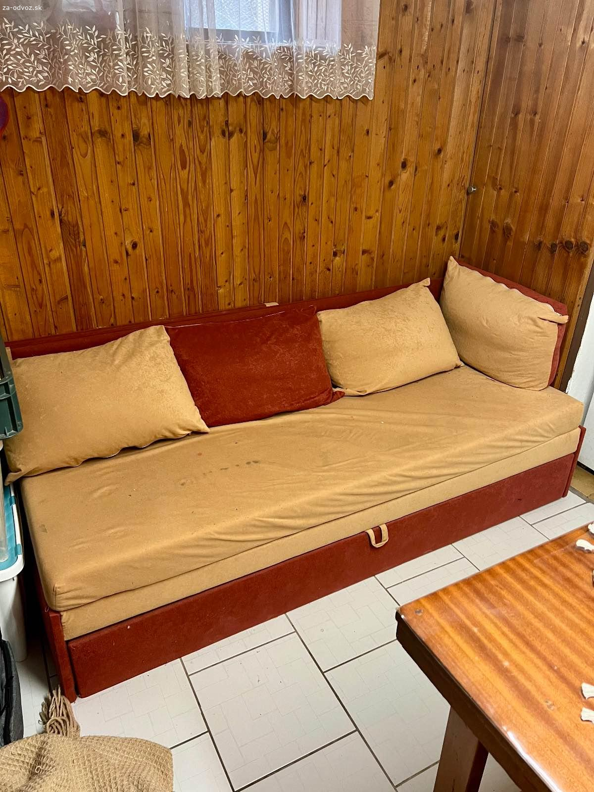 Darujem za vynesenie a odvoz rozkladaciu pohovku