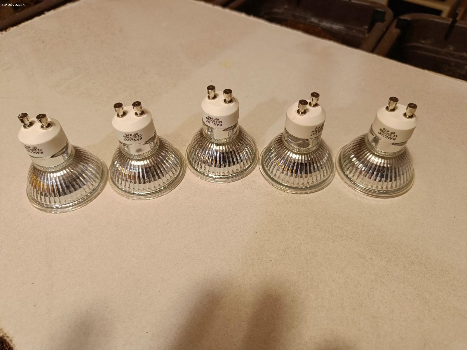 Darujem ziarovky halogenove