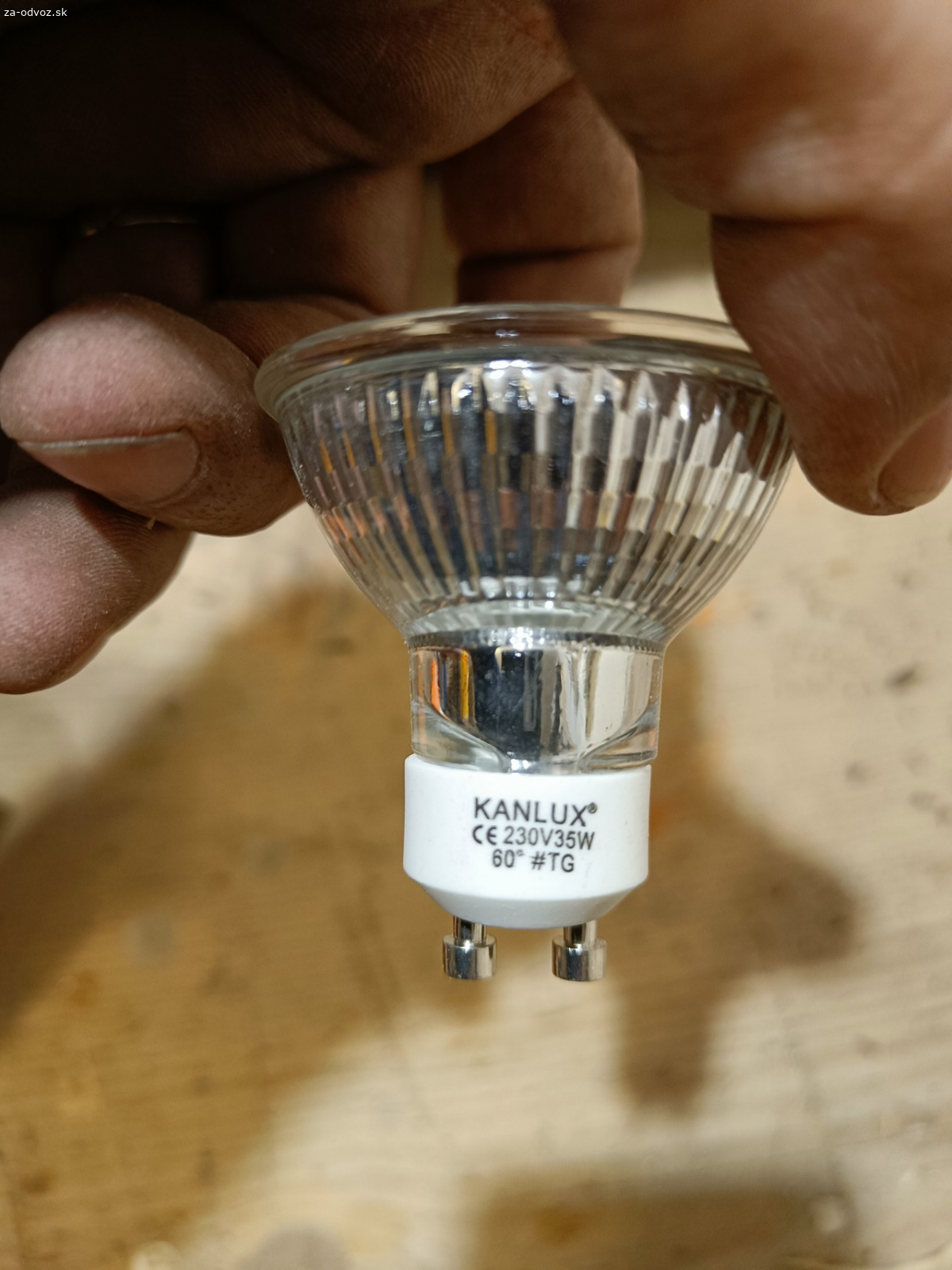 Darujem ziarovky halogenove