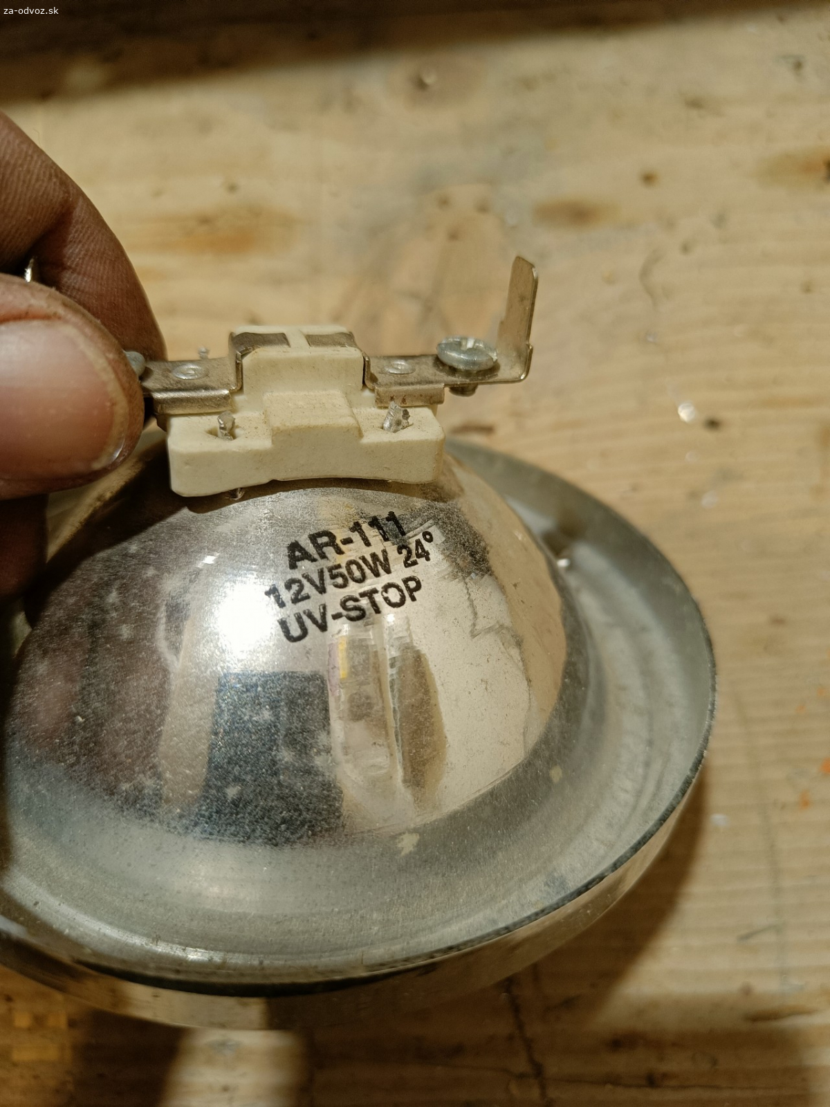 Darujem ziarovky halogenove