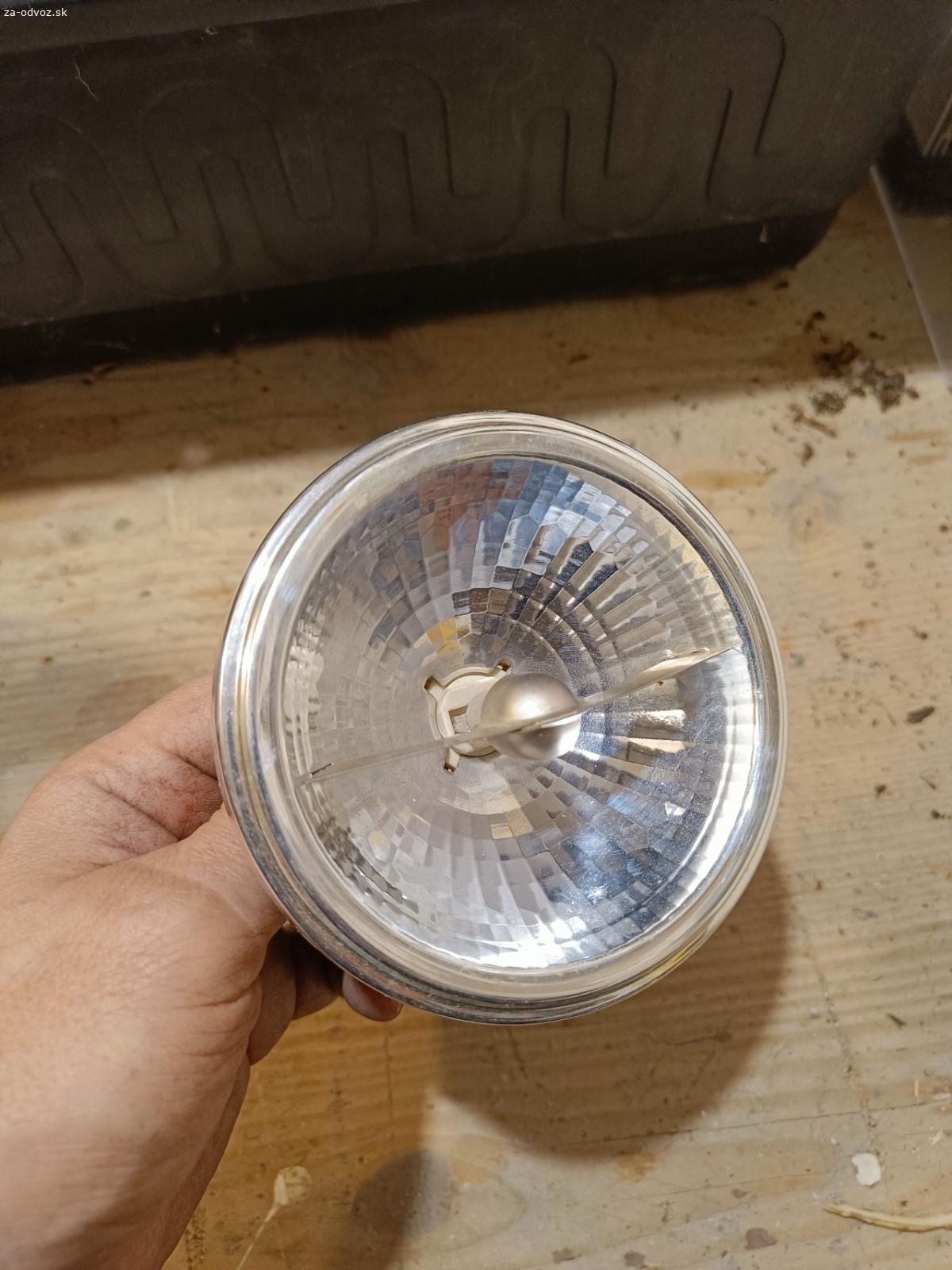 Darujem ziarovky halogenove