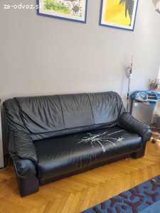 Darujeme rozťahovaciu koženkovú sedačku