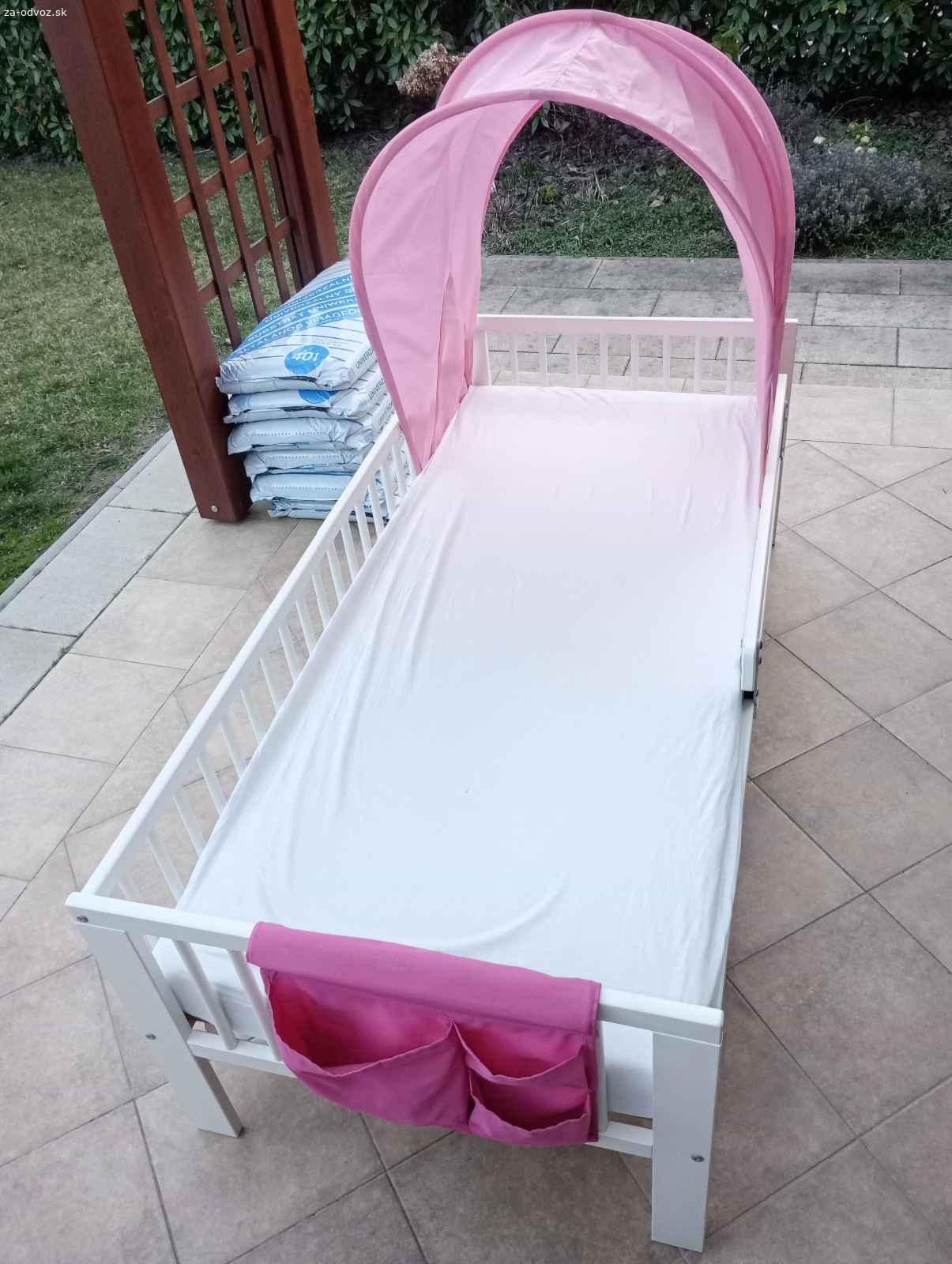 Darujeme za odvoz detsku postel