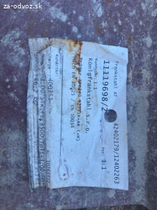 Darujeme za odvoz zelezne nosniky a skruzu