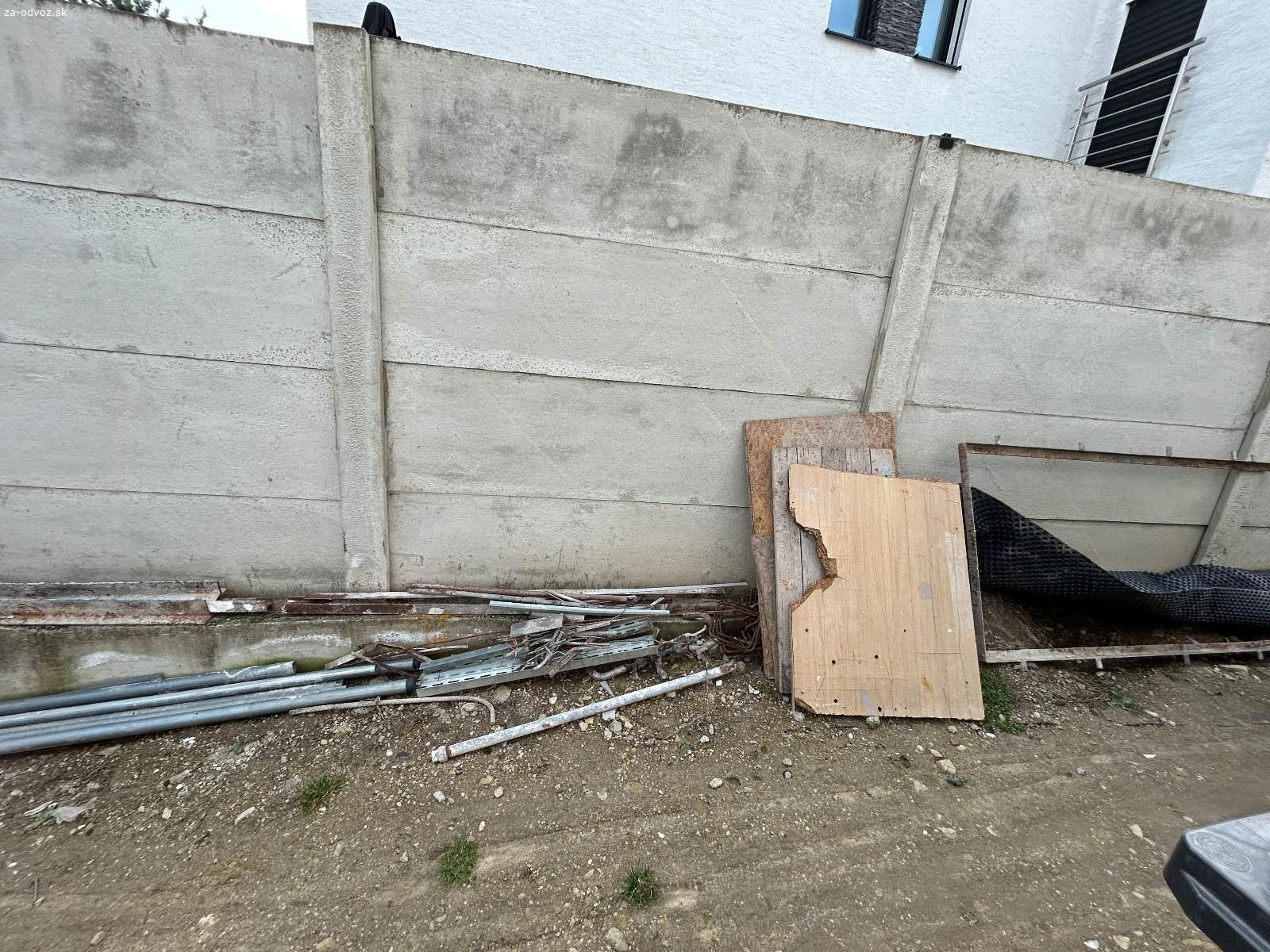 Darujeme za odvoz zelezo