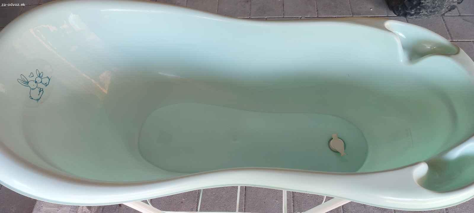 Detská postieľka a vanicka