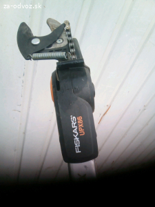 FISKARS..10m.teleskop.nůžky na větve