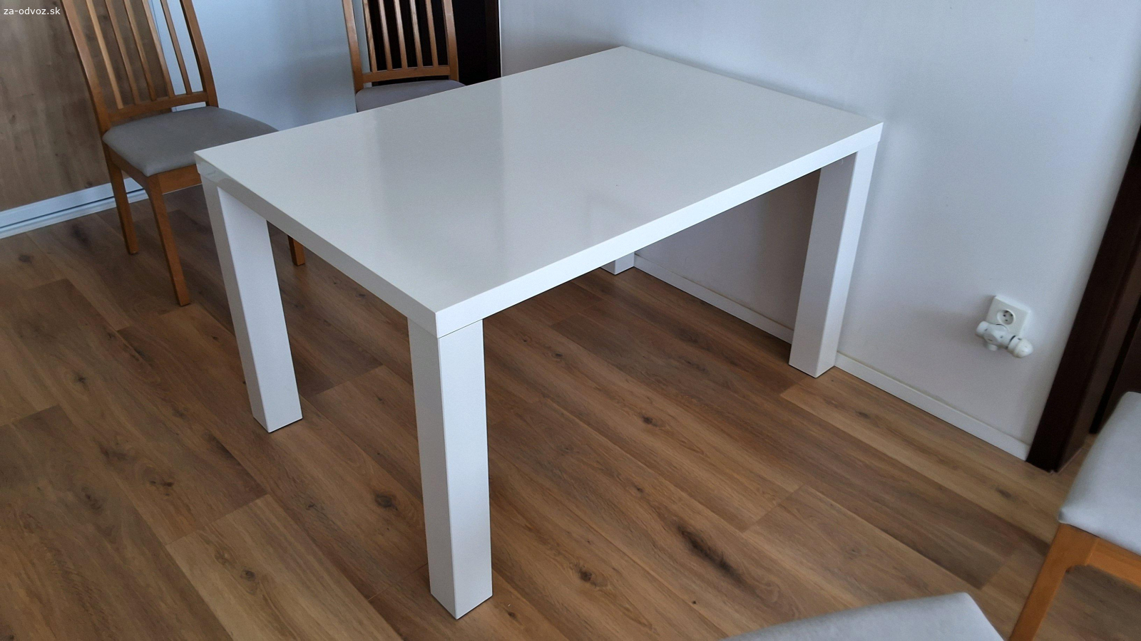 Jedalensky stol Ikea Toresund