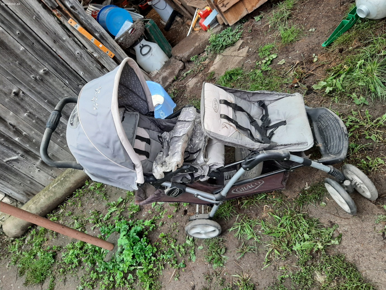 Kočík pre dvojičky