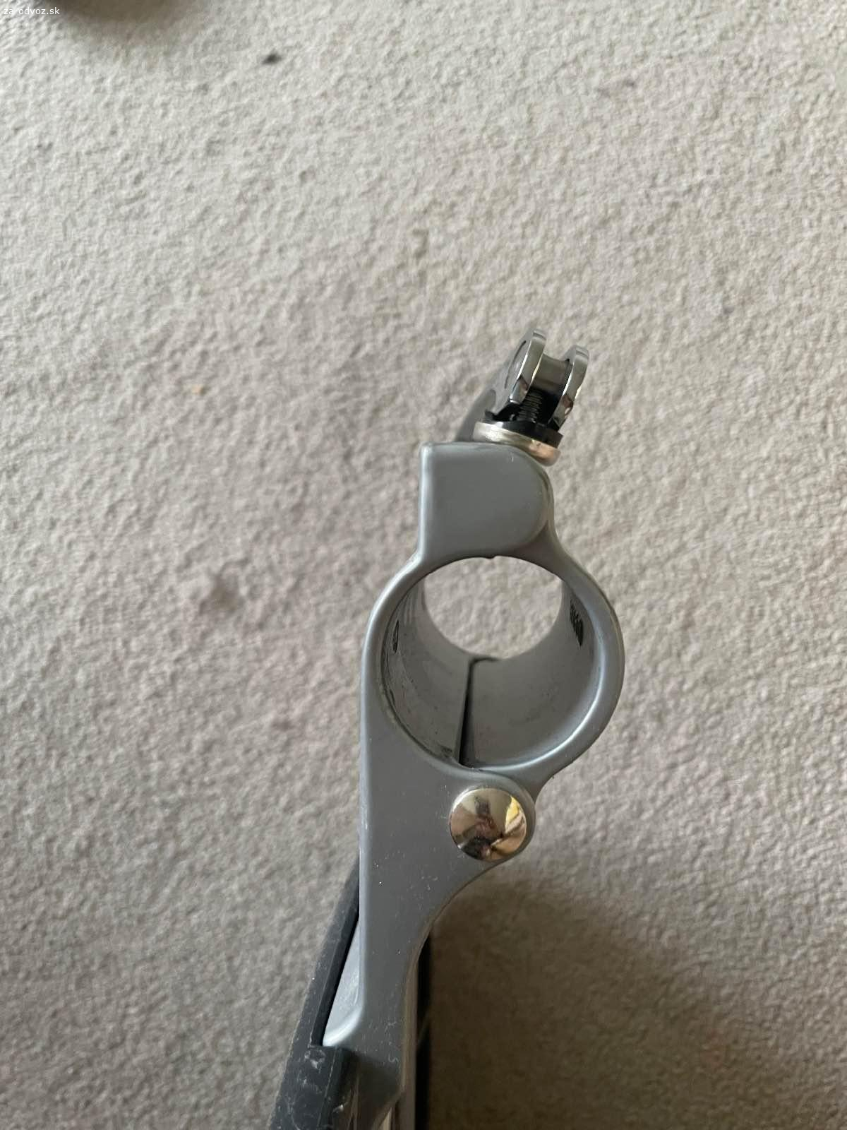 Kocik - pridavny stupienok