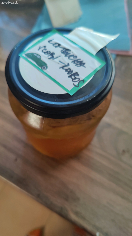 kombucha v naleve z Rooibosu