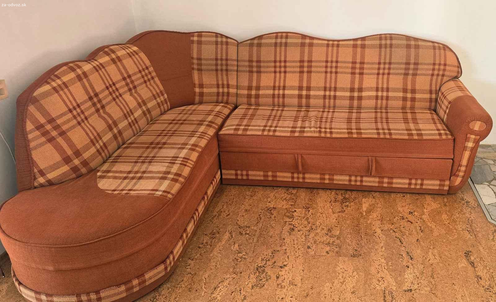 Krásna rozkladacia sedačka