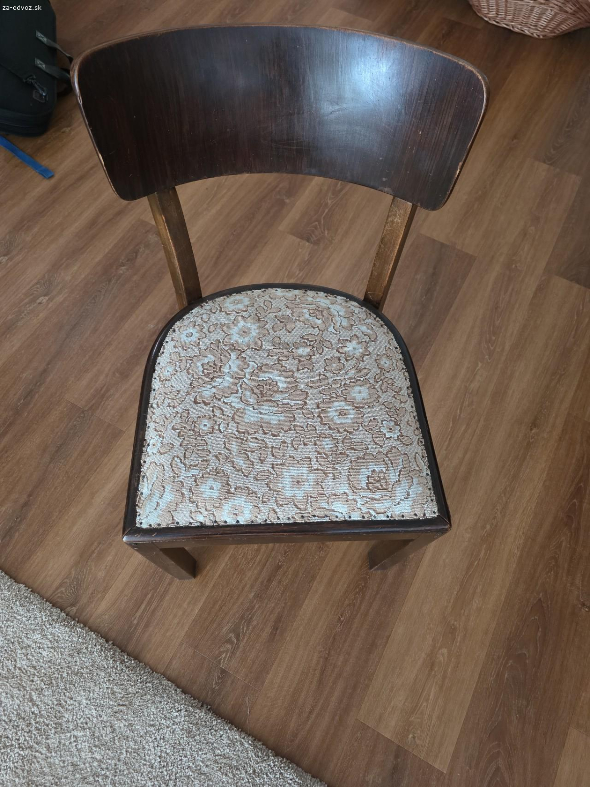 kuchynské stoličky