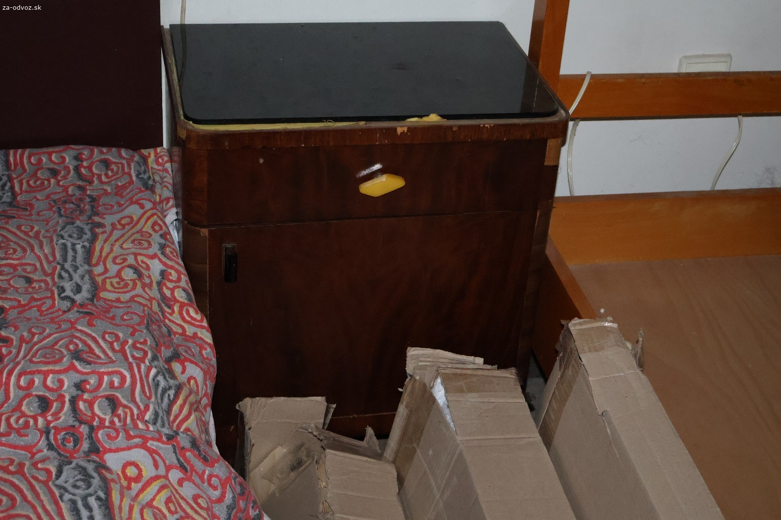 Nabytky podla fotiek