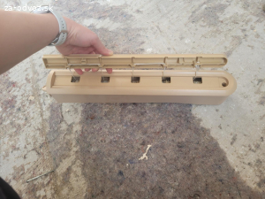 Nástenný sušiak vyťahovací