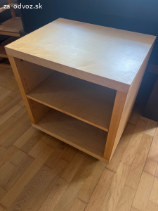 nočný stolík