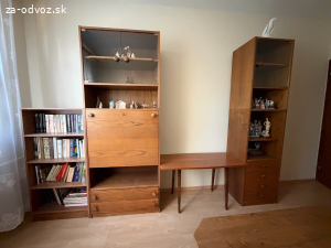 Obyvacia stena, stoliky(Dubnica n.V)