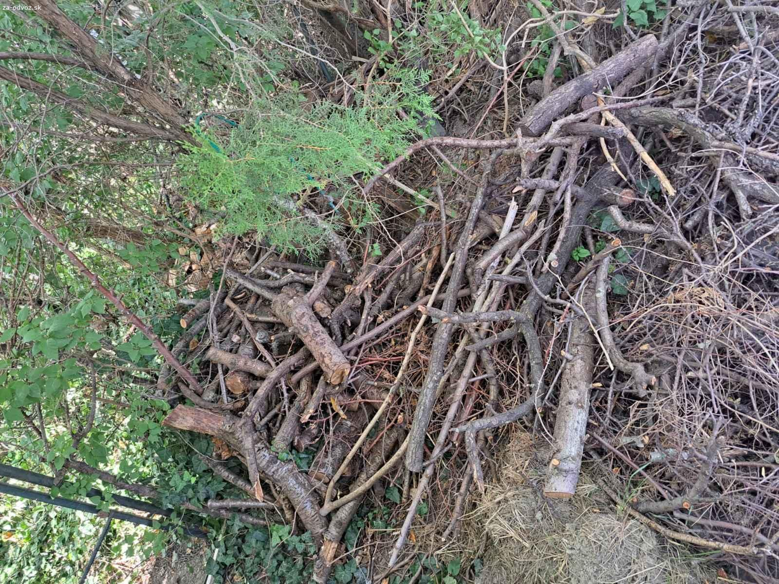 Palivove drevo - krb, kachle, gril