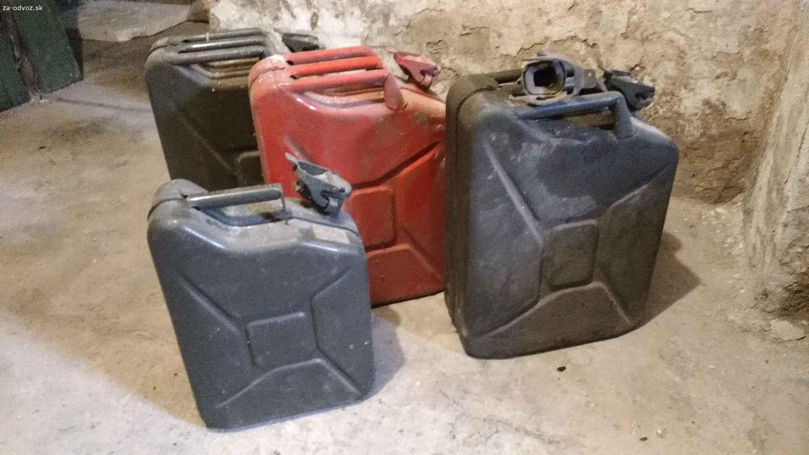 Plechové bandasky