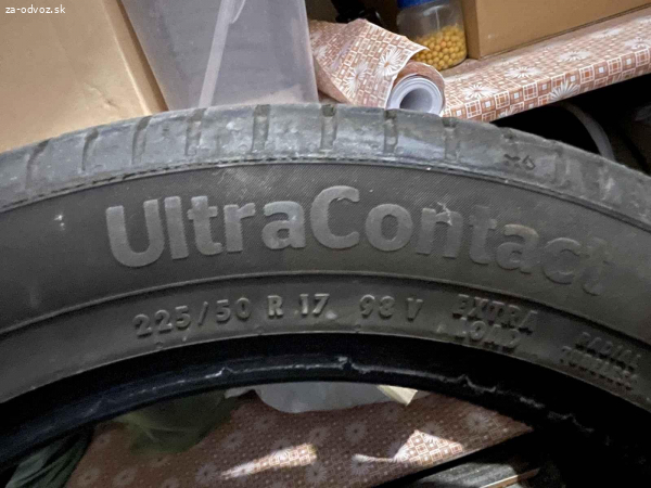 Pneu CONTINENTAL UltraContact 225/50 R17 98V XL