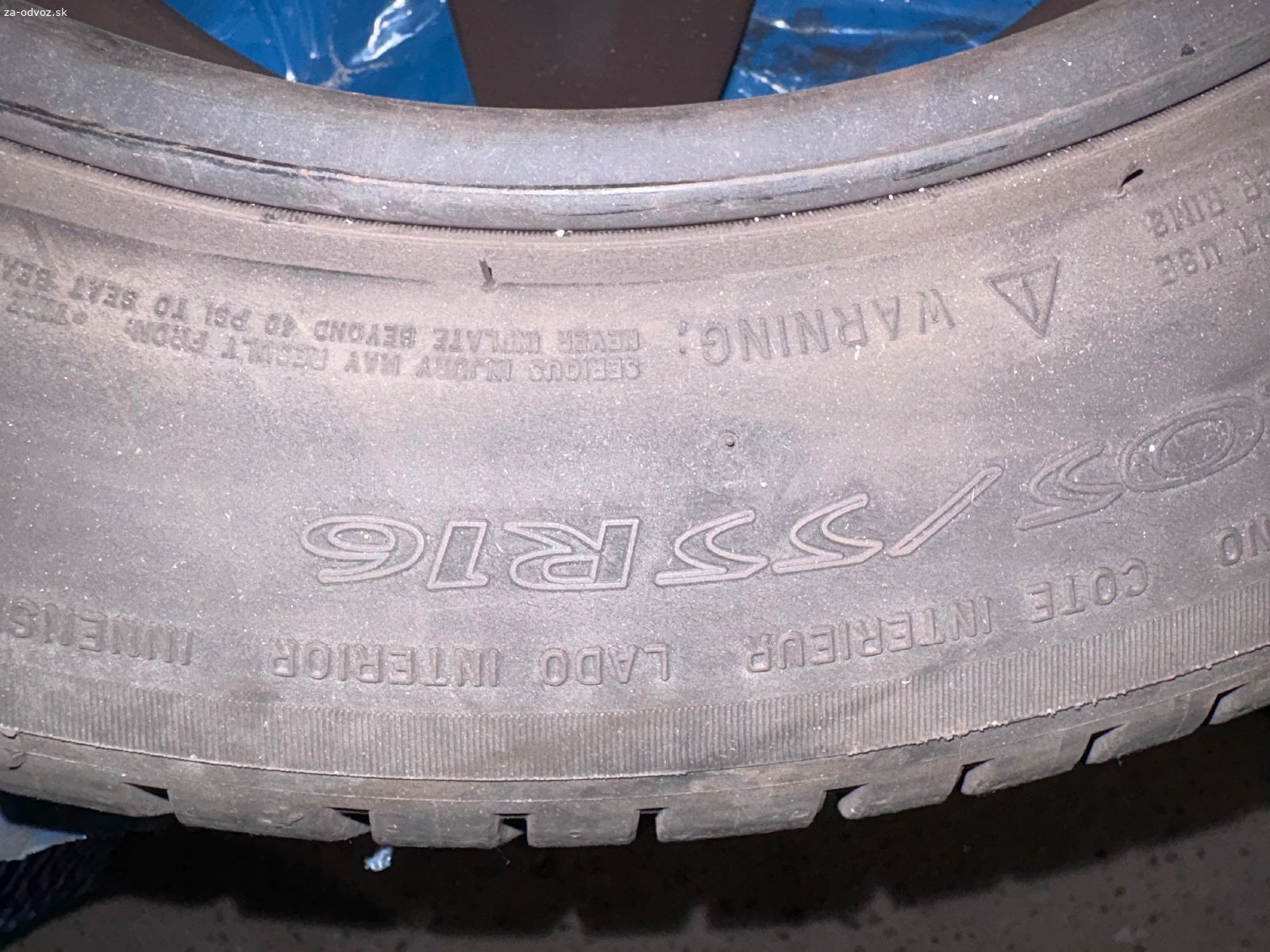 Pneumatiky Citroën. Darujem 6 ročné letné pneumatiky na Citroën C3 Kaktus.