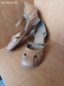 Poltopánky dámske darujem/rôzne veľ. 41