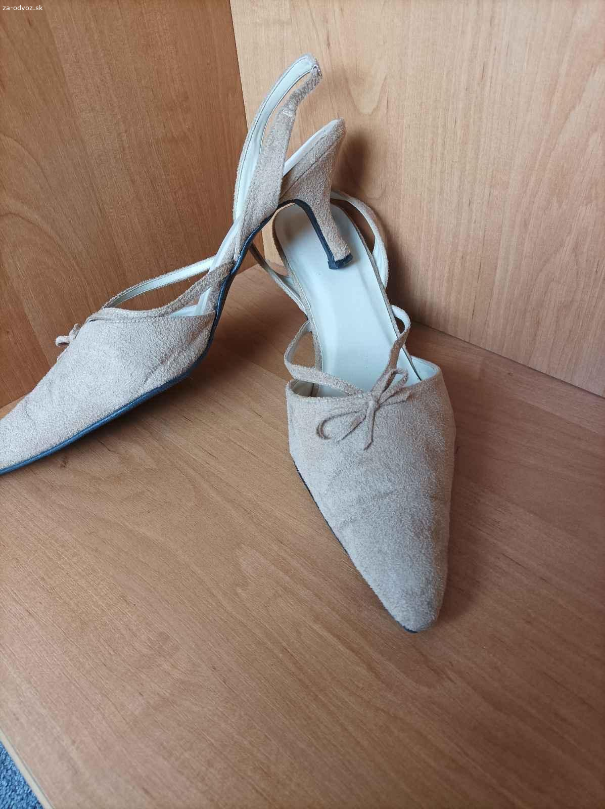 Poltopánky dámske darujem/rôzne veľ. 41