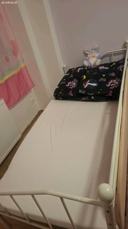 postel pre dieťa