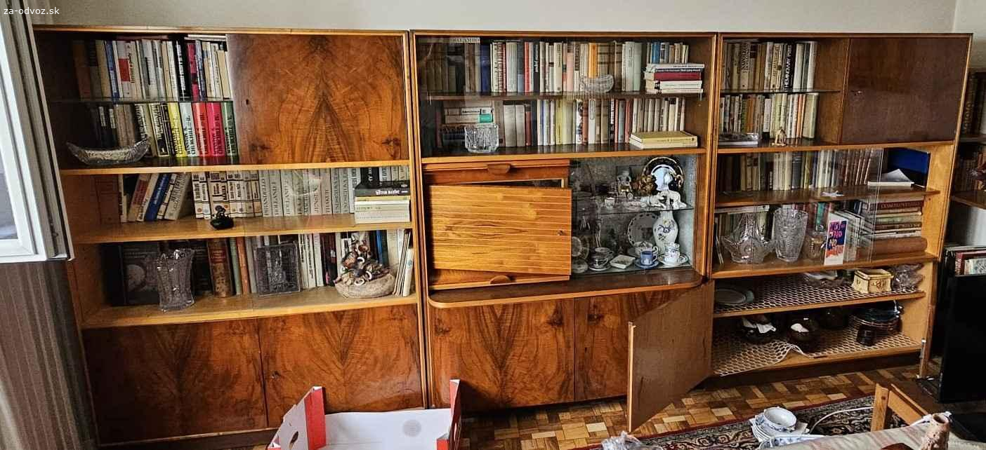 Retro nábytok v zachovalom stave