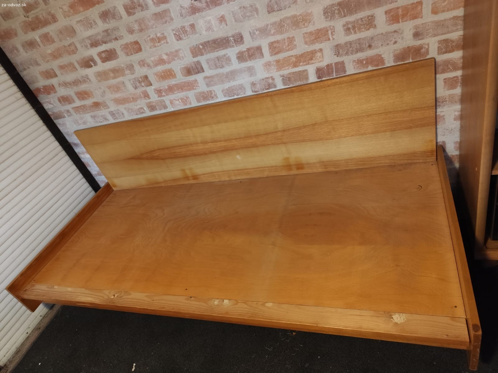 Retro rozkladací gauč