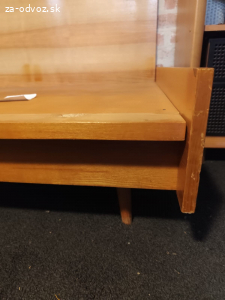 Retro rozkladací gauč