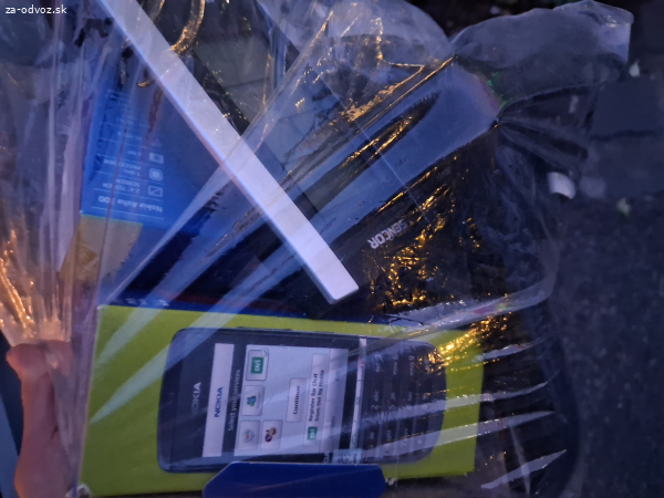 rozna elektronika ..mobily ..