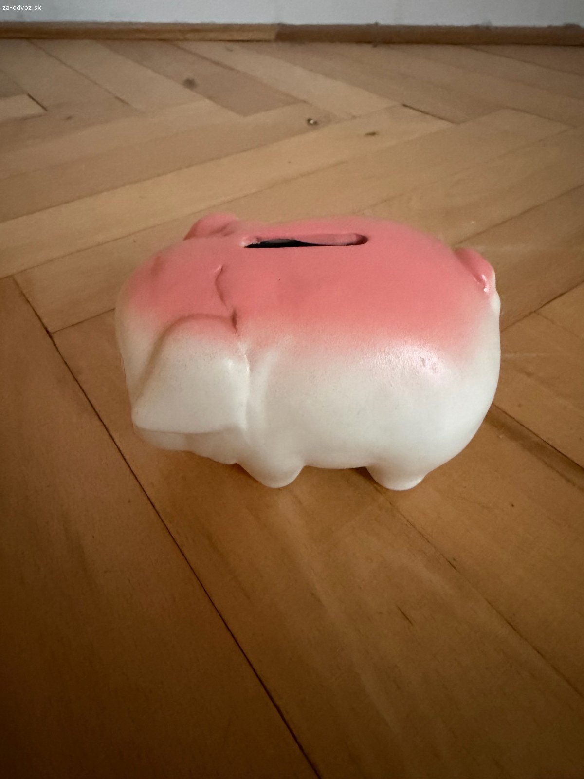 ruzove prasiatko pokladnicka. velkost cca 15 cm