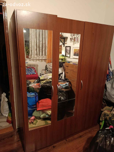 Šatníkové skrine