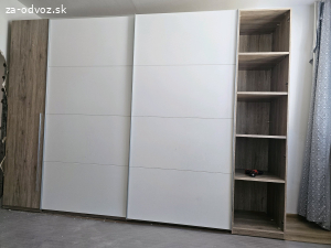 skriňa do spálne
