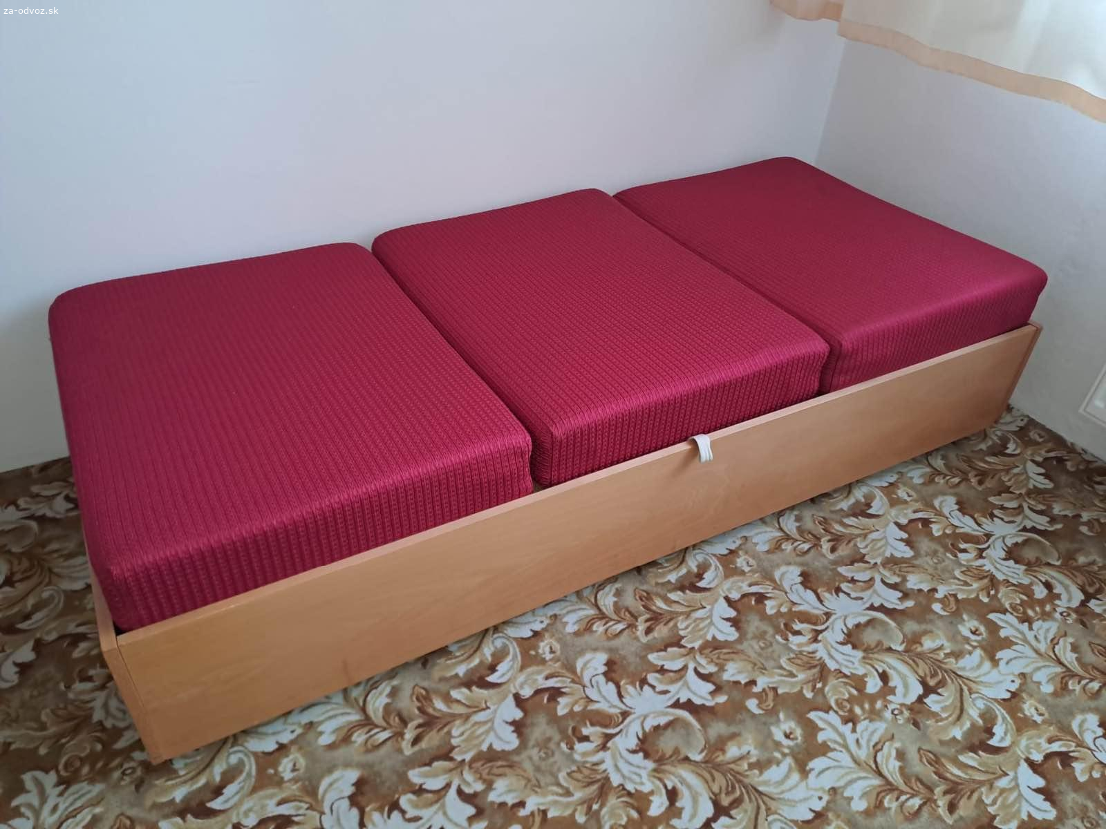 Skrinova stena, stol, stolicka, pohovka