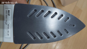 staršia naparovacia žehlička