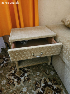 Staršia váľanda s nočným stolíkom