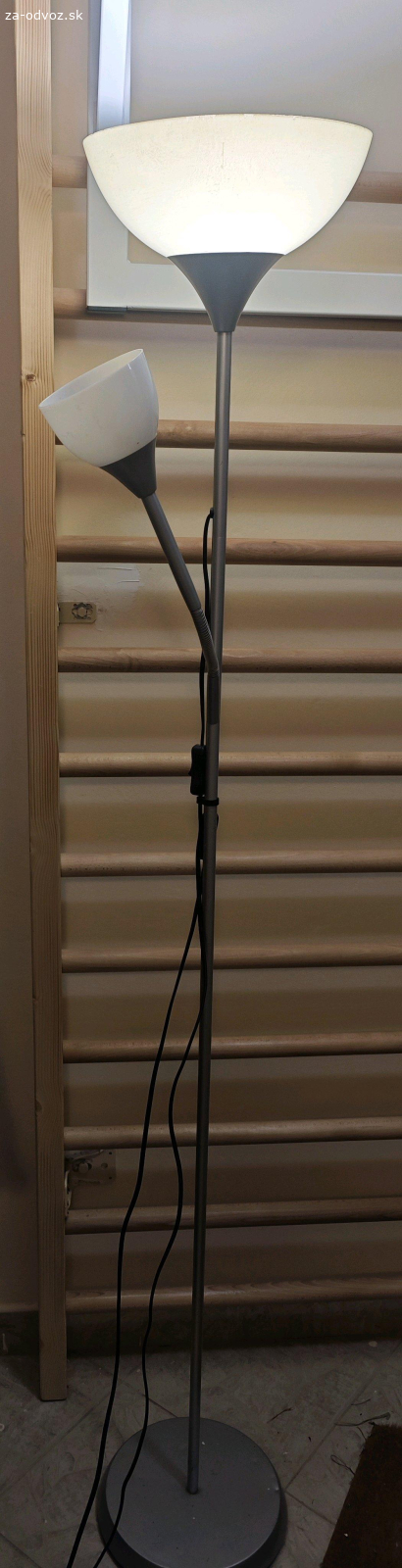 Stojaca lampa - rezervovane
